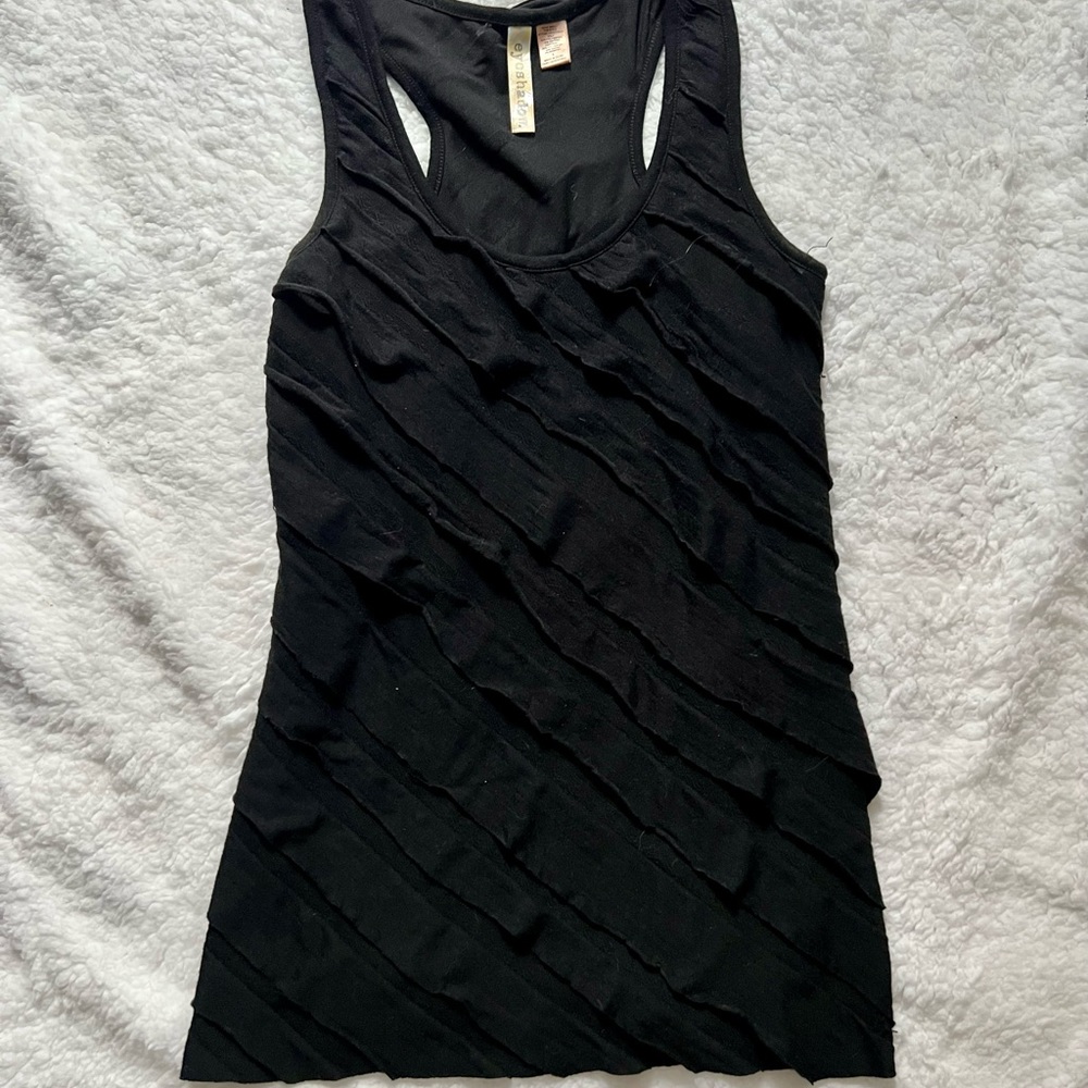 black tank